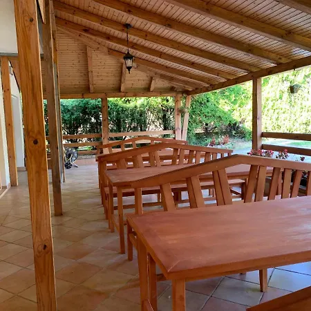 Country house Domacinstvo Bakic