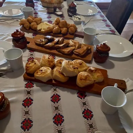 Domacinstvo Bakic Летний дом