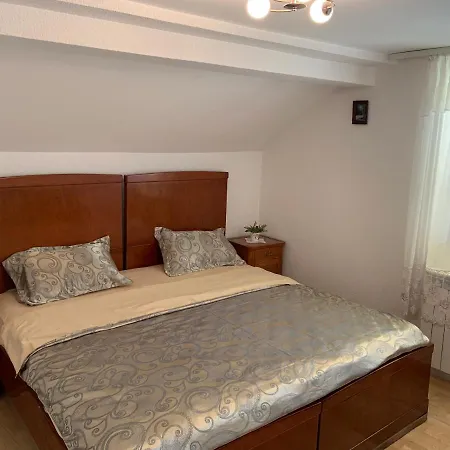 Domacinstvo Bakic Country house *