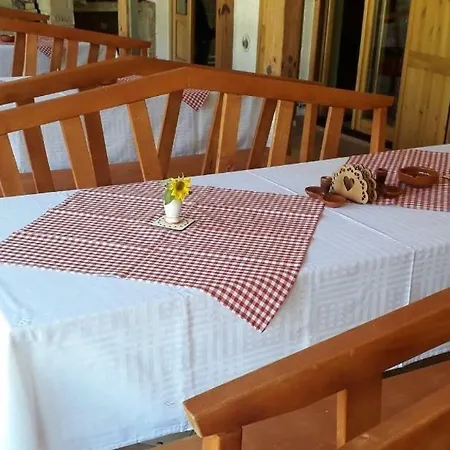 Domacinstvo Bakic * Irig